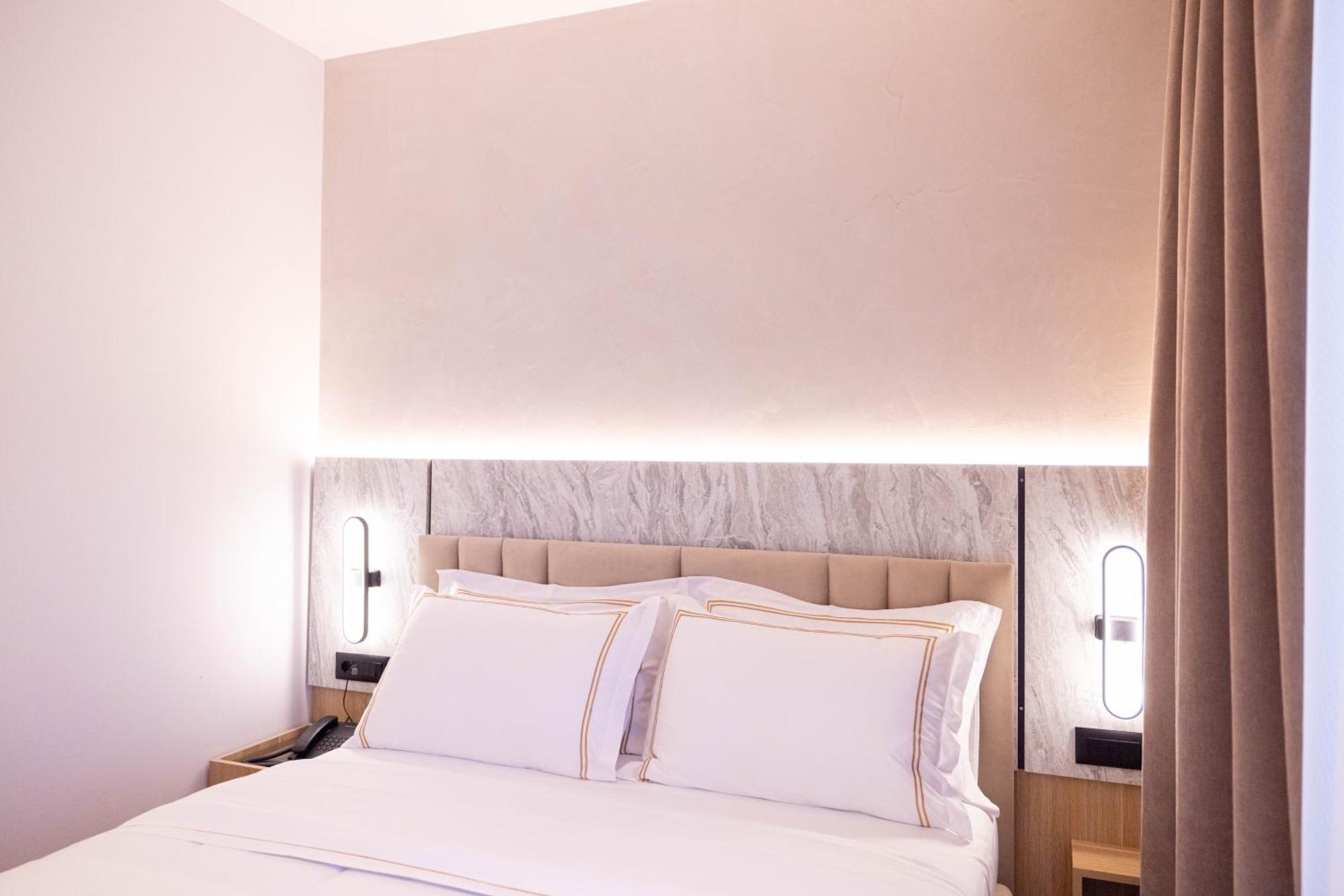 Tris3 Hotel Радима Экстерьер фото